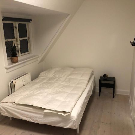 Nice 1St Floor Apartment Видо Екстериор снимка