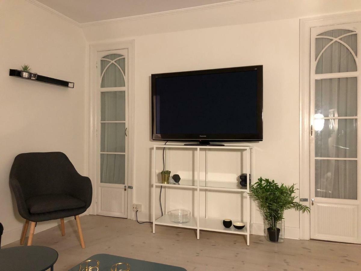 Nice 1St Floor Apartment Видо Екстериор снимка
